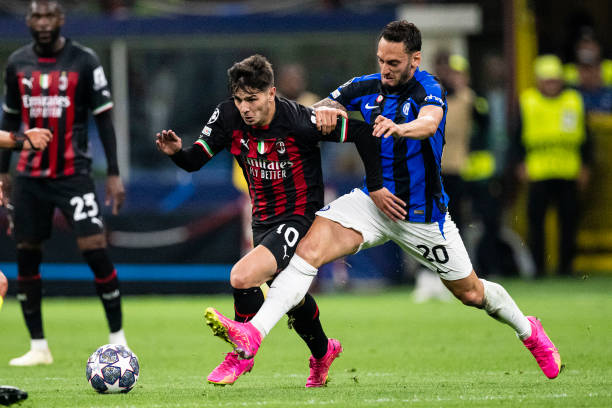 阿尔瓦雷斯 阿尔瓦雷斯