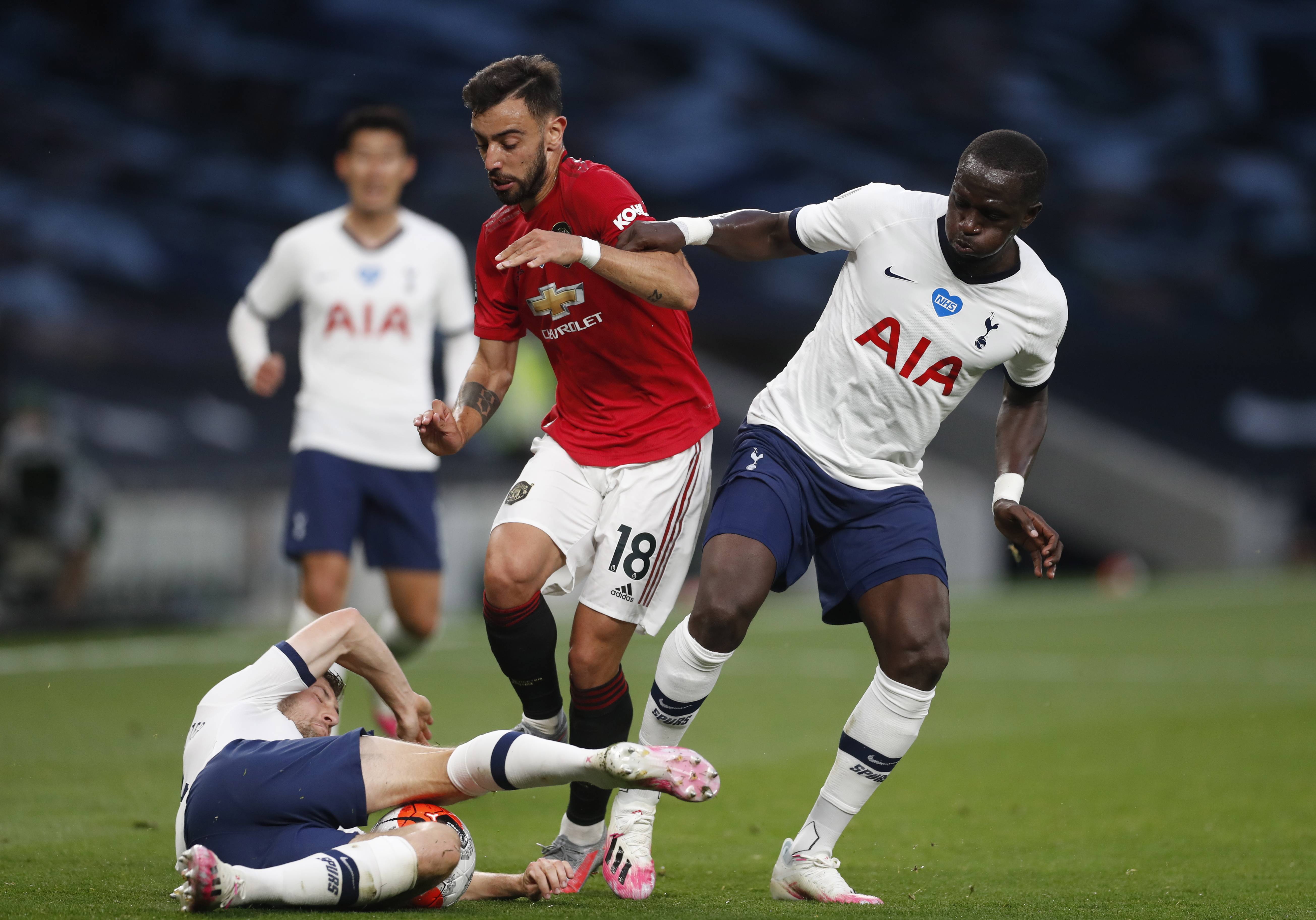 探讨亚马尔 探讨亚马尔